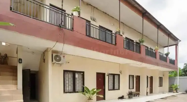 SRB near Mall Ciputra CIbubur Mitra RedDoorz, Брондау Қонақ үй Tjikeasnagrak West Java