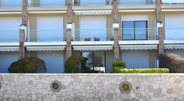 Beach-front boutique apartment Lido 113, Забронировать Бутик-отель Бутик-отели Sardinia North, Бутик-отель