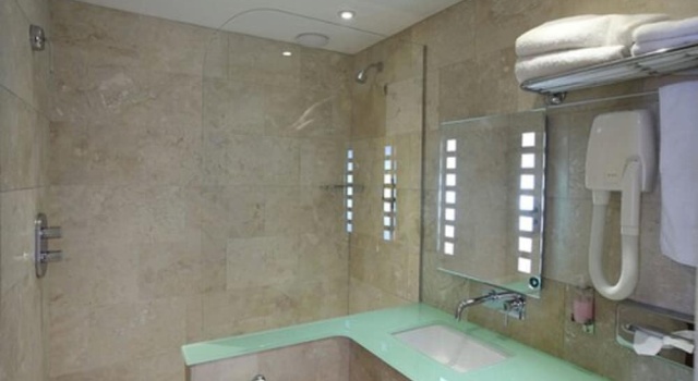 Двухместный номер Deluxe Prom Hotel