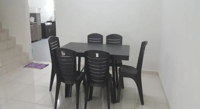 Коттедж Homestay Ainizie Melaka