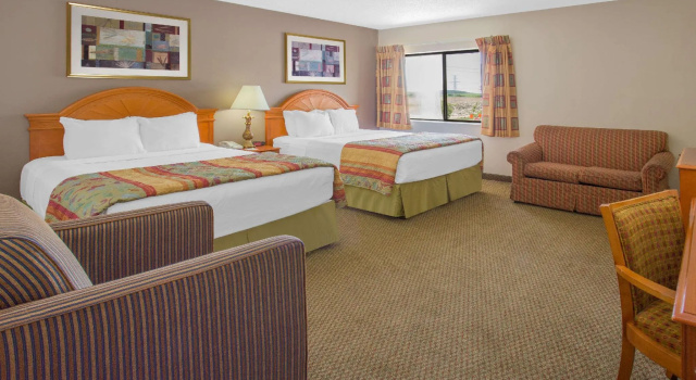 Четырёхместный номер Standard Days Inn by Wyndham Portage/Cascade Mountain area