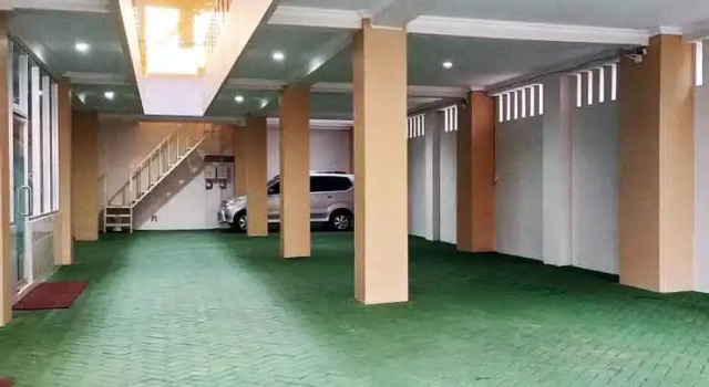 The Lenny Inn, Varaa Hotelli Purwokerto Central Java