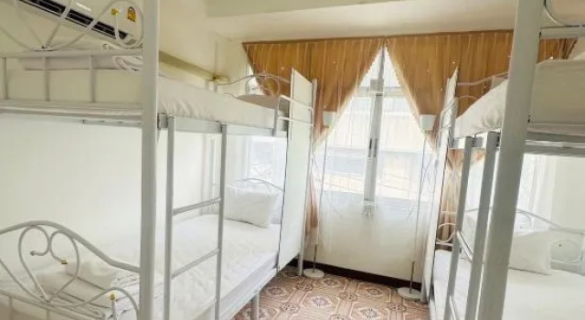 Кровать в общем номере (мужской номер) Guesthouse Station