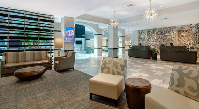 Embassy Suites by Hilton Jacksonville Baymeadows, Забронировать Отель Джэксонвилл штат Флорида