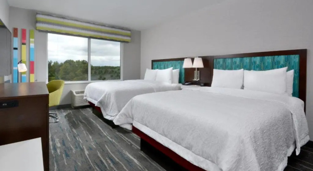 Четырёхместный номер Standard Hampton Inn & Suites Durham University Medical Center