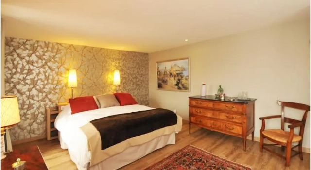 Champagne R-Renaudin, Rezerwuj Mini-hotel Mondement-Montgivroux 