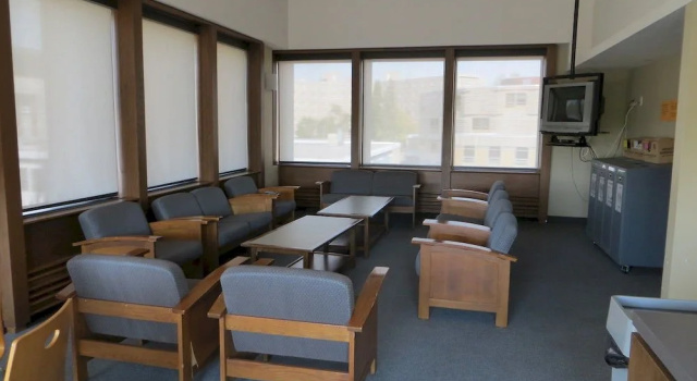 Queens University - Leggett Hall, Rezervovat Hotel Kingston 