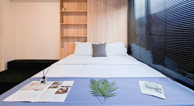 Modern And Bright Studio Apartment Collins Boulevard, Брондау Пәтер Tangerang Banten