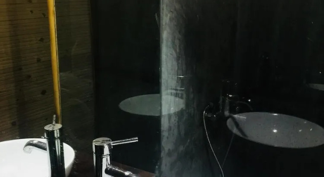 Студия c 1 комнатой с видом на сад A Green Home