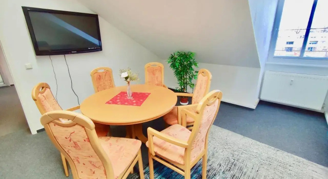 Ganze 3 Zimmer Wohnung 120qm, Rezervovat Hotel Wentorf bei Hamburg Lauenburg