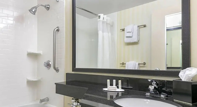Номер Standard Chester Inn & Suites