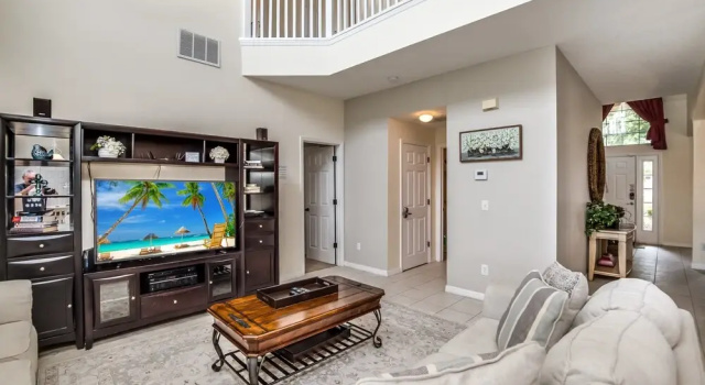 2615 Emerald Island