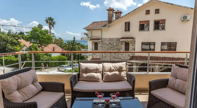 Апартаменты Deluxe RIVIERA APARTS