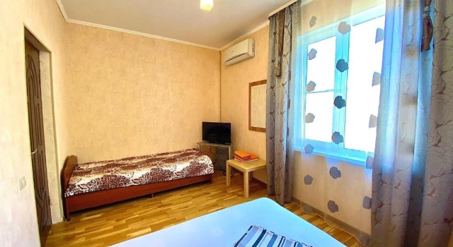 Трёхместный номер Standard Margo's Lodge