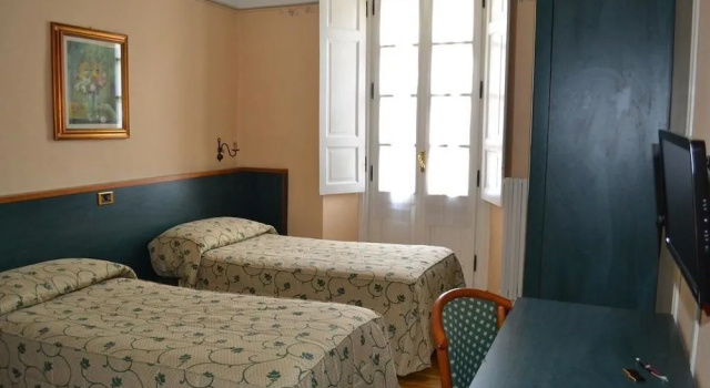 Albergo Italia, Rezerwuj Hotel Varallo 