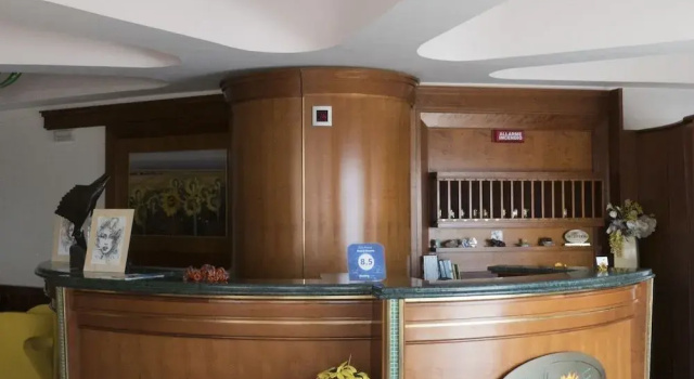 Hotel Il Girasole, Забронировать Отель Бова-Марина Калабрия