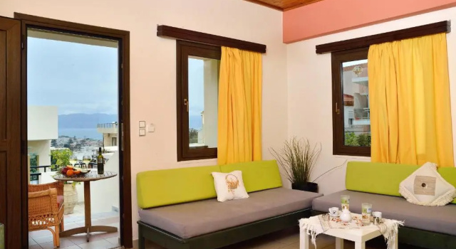 SHINE VERANDA PRIVE APTS 7PERSONS, Забронировать Апартаменты/квартира Платаньяс Западный Крит