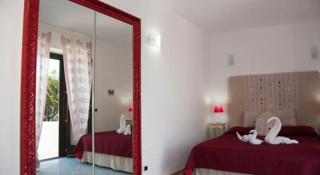 Villa Il Gabbiano, Rezervați Vilă Ponza Pontine