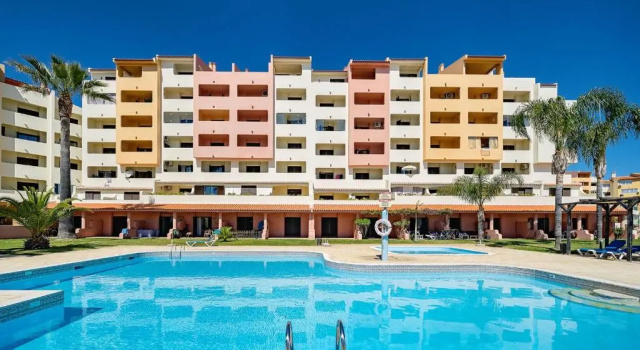 Апартаменты LovelyStay - Bela Vista 3BDR Duplex Penthouse with Pool