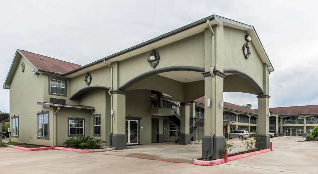 Econo Lodge Inn & Suites Bridge City, Rezervasyon Otel Bridge City Houston