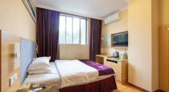Ji lv hotel, Rezerwuj Hotel Luo Gang Kanton