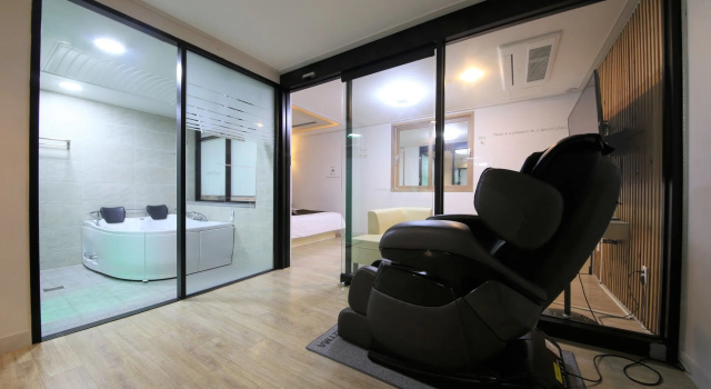 Time Hotel, Забронировать Отель Янгсан Кёнсан-Намдо