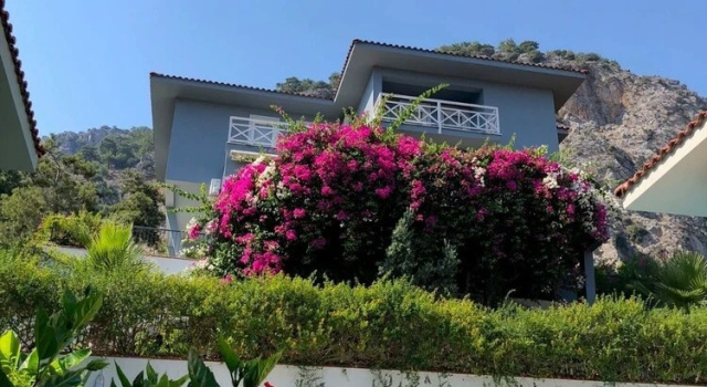 Villa Eslem by Villamnet