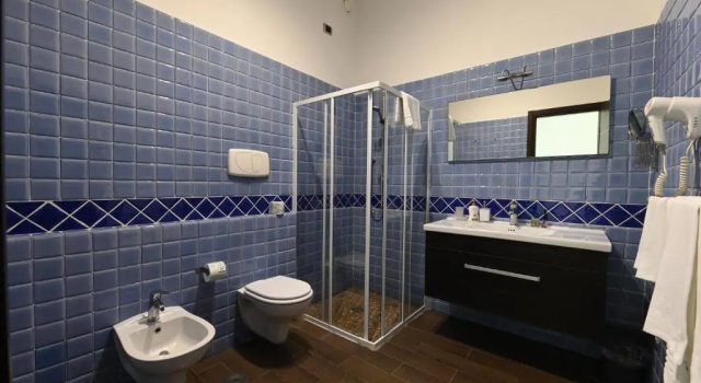 Четырёхместный номер Standard Artemide Fiore Club