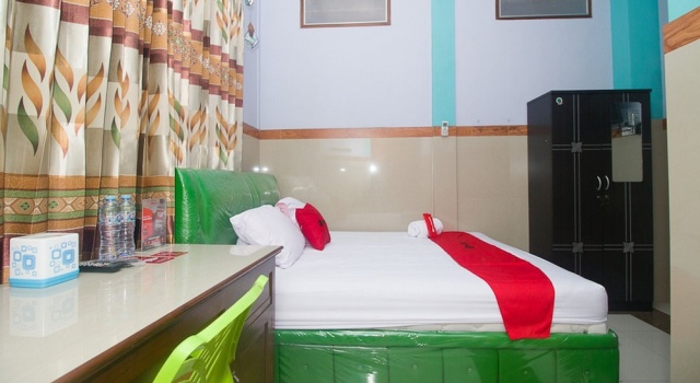Griya Basra Terima Kost by RedDoorz, Rezervovat Hotel East Java hotely s parkováním, Parkování