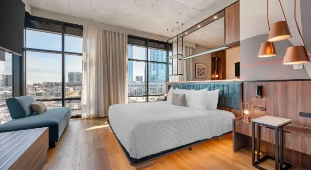 Люкс Cambria Hotel Nashville Midtown