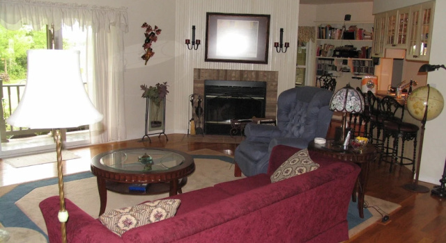Kite Hill Vineyards Bed & Breakfast, Rezervasyon Otel Herrin Illinois