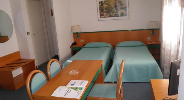 Трёхместный номер Standard Hotel Ramoverde