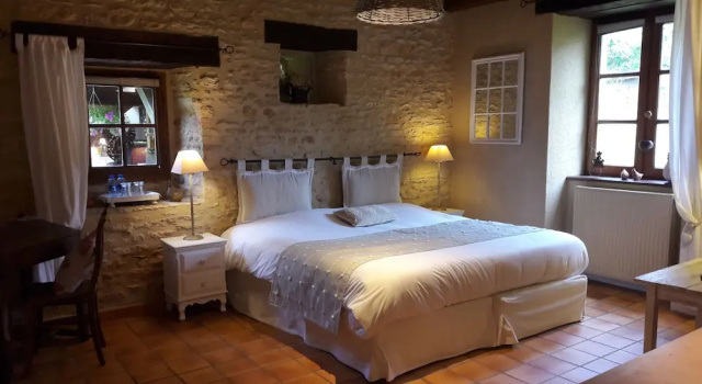 Les Granges Hautes Chambre dhôtes de charme proche Sarlat, Забронировать Отель Отели Black Perigord с завтраком, Завтраки