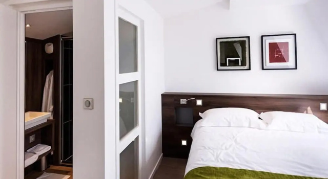 Hôtel Les Poteaux Carrés, Забронировать Отель Отели Сент-Этьен 3 звезды, рядом с Congress Center, 3*