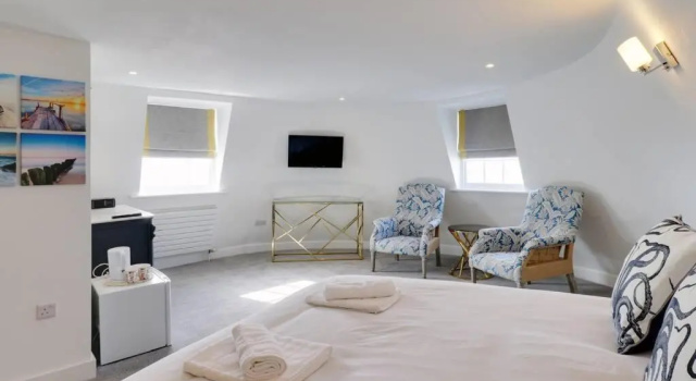 Master accommodation suite 7 sea view, Забронировать Отель Гастингс Восточный Сассекс, рядом с Stade