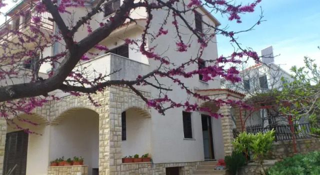 Holiday Home Danijela, Забронировать Вилла Трибунь Шибенско-Книнская жупания