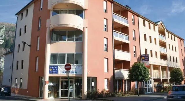 Superbe appart avec de parking gratuit sur place, Забронировать Апартаменты/квартира Отели Лурд с завтраком, Завтраки