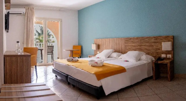 Четырёхместный семейный номер Standard VOI Praia de Chaves Resort