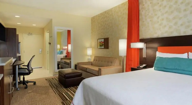 Home2 Suites By Hilton Smithfield Providence, Buchen Sie Hotel Hotels mit Pool in New England, Schwimmbad