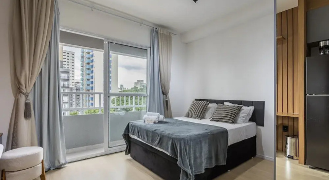 Studio w/ Balcony 850m From the Subway Msz0504, Забронировать Апартаменты/квартира Сан-Пауло штат Сан-Паулу