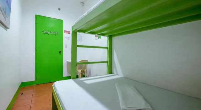 Трёхместный номер with Fan Economy Stay Malate (Wanderers Guest House)