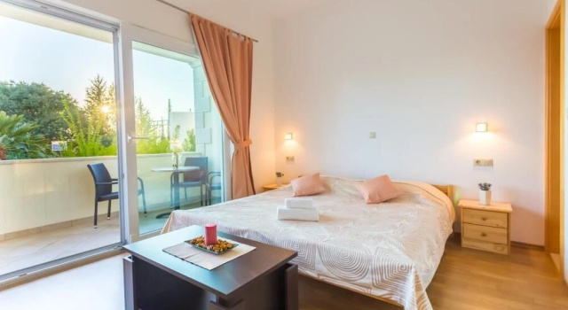 Studio Apartment Brigita, Забронировать Апартаменты/квартира Отели Cavtat Coast с парковкой, Парковка
