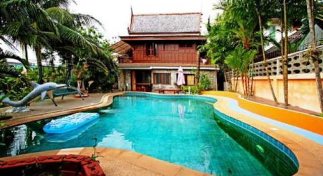 Baan Tippada Phuket