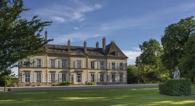 Château d'Ygrande, Book Hotel Ygrande 