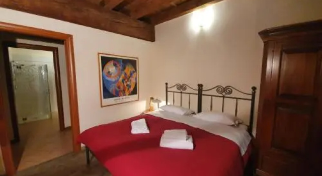Residenza Montecchi, Забронировать Отель Отели Вероны с парковкой, рядом с Арки Скалигеров, Парковка