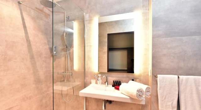 Трёхместный номер Standard Best Western Plus Central Park Hotel