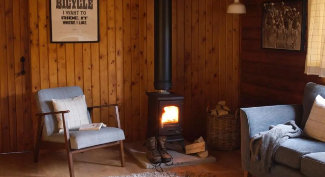 Hillside Log cabin, Ardoch Lodge, Strathyre, Book Pension Strathyre 