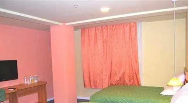 Leshan Golden Leaf Express Hotel, Rezerwuj Hotel Leshan Sichuan