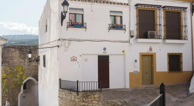 Casa singular y con encanto, Varaa Hotelli Baena Madrid