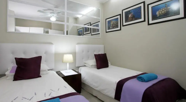 6 Ipanema Beach, Забронировать Апартаменты/квартира Отели Умхланга с парковкой, Парковка